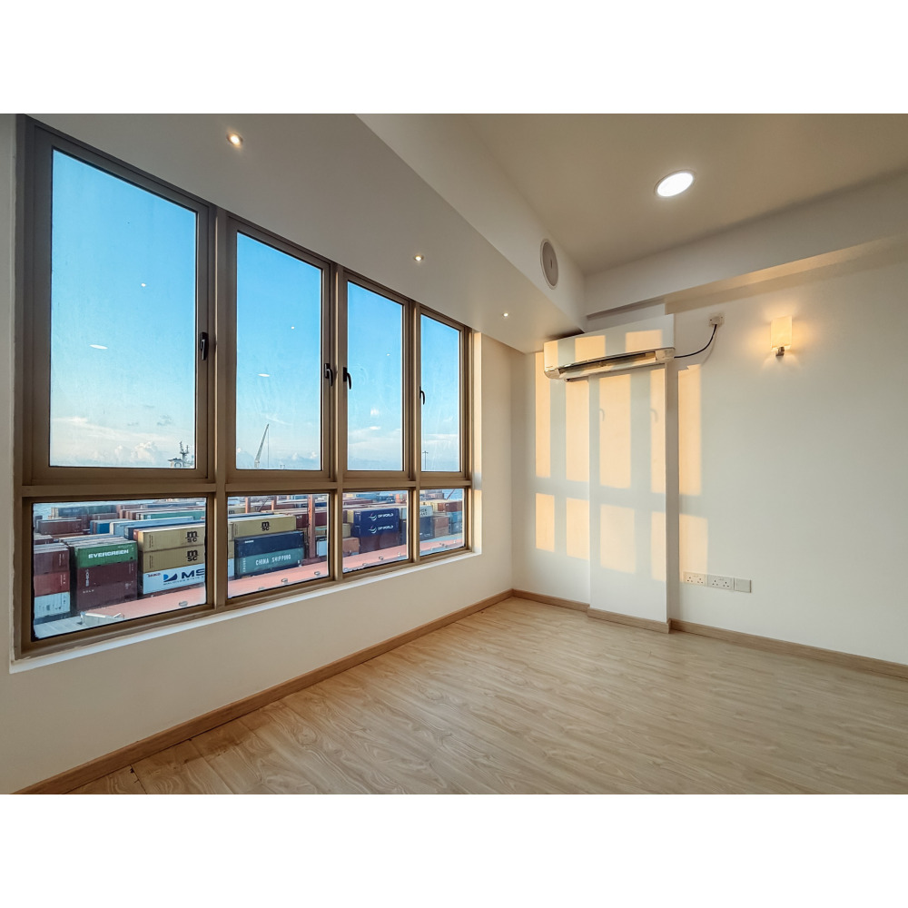 Executive Office/Apartment for Rent Prime Oceanfront Location (Call ) — Malé — Maafannu