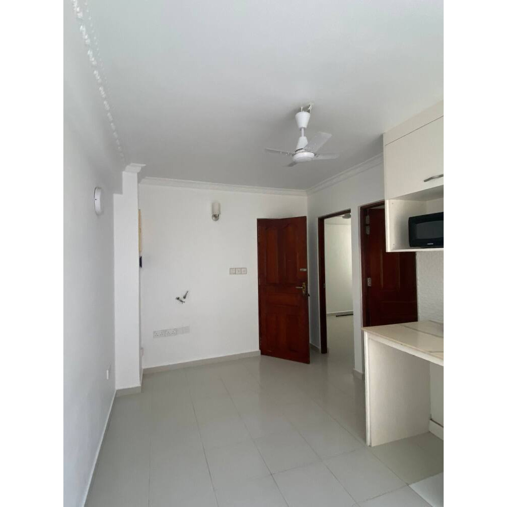 2 Room with 2 toilets attached Apartment for rent (4th Floor no lift) — Malé — Henveiru