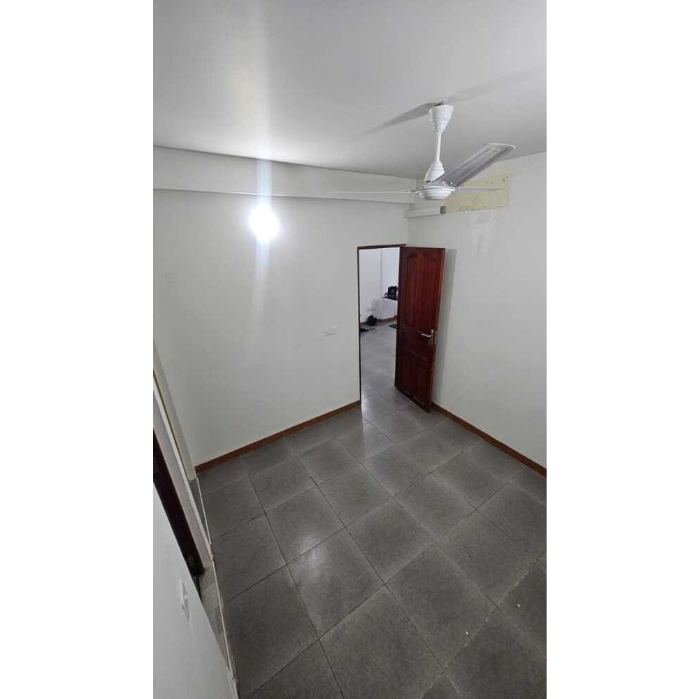 2 Room Apartment for Rent Near Maafaru Guest house — Malé — Machchangolhi
