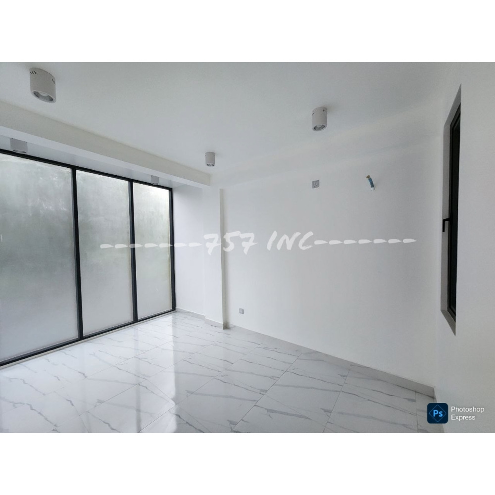 Commercial 1050 sqft office space — Malé — Galolhu