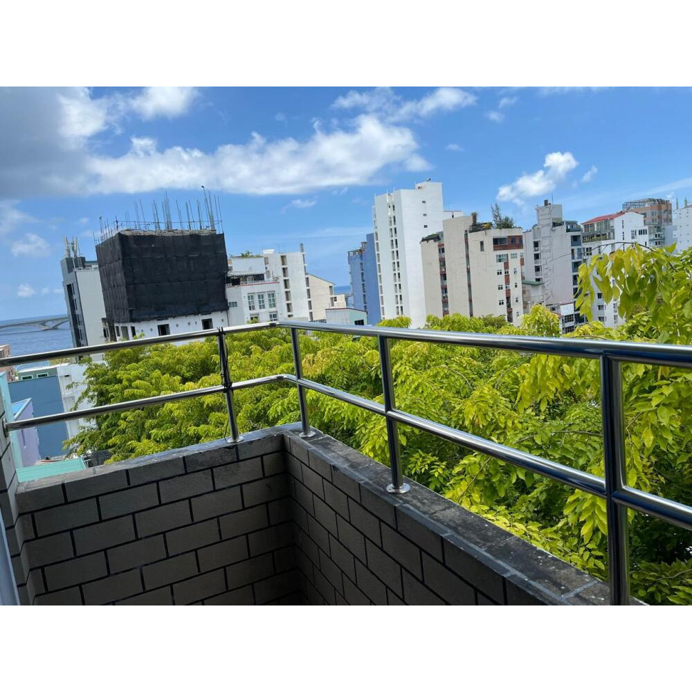 ROOM AVAILABLE FOR SRI LANKAN COUPLE OR TWO GIRLS — Malé — Henveiru
