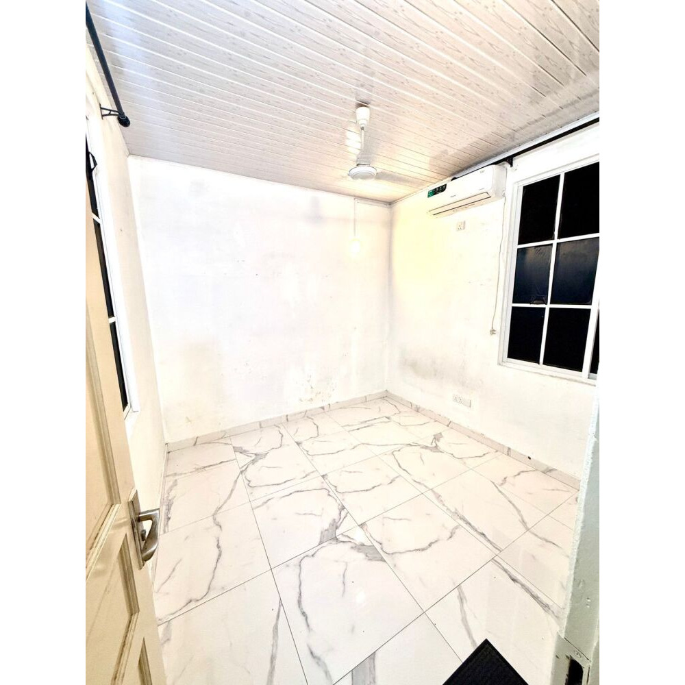 1 ROOM APARTMENT FOR RENT MVR11,000 NEAR BISS BURU PLS CALL — Malé — Maafannu
