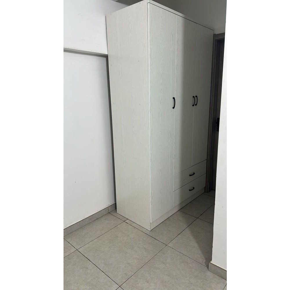 1 room for rent from a shared apartment ideal for a local female tenant — Hulhumalé