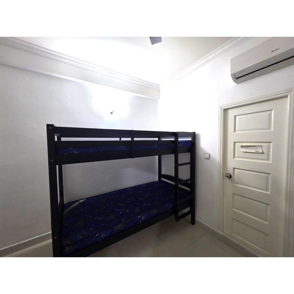 Room for rent - Accommodation for EXPAT WORKERS ( girls only ) — Malé — Galolhu