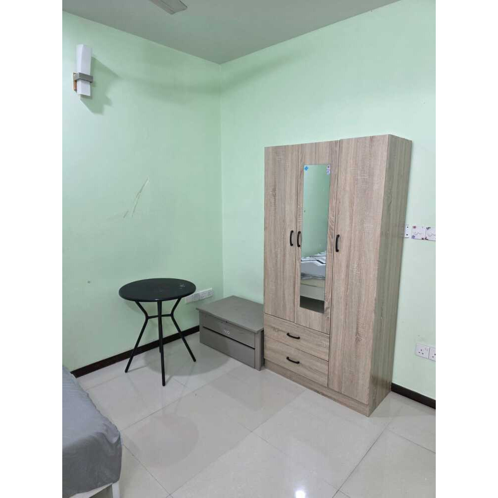 Bedroom with attached bathroom for Day Rent — Malé — Henveiru