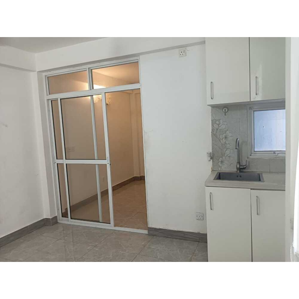 One Room Apartment for rent MVR11,000/- from fourth floor - NO LIFT — Malé — Henveiru