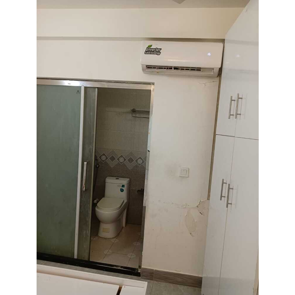 One Room Apartment for rent MVR11,000/- from fourth floor - NO LIFT — Malé — Henveiru