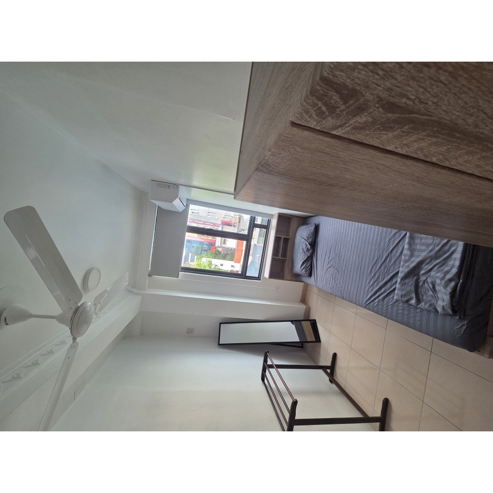 Private room. Shared bathroom. 4th floor NO lift — Malé — Henveiru