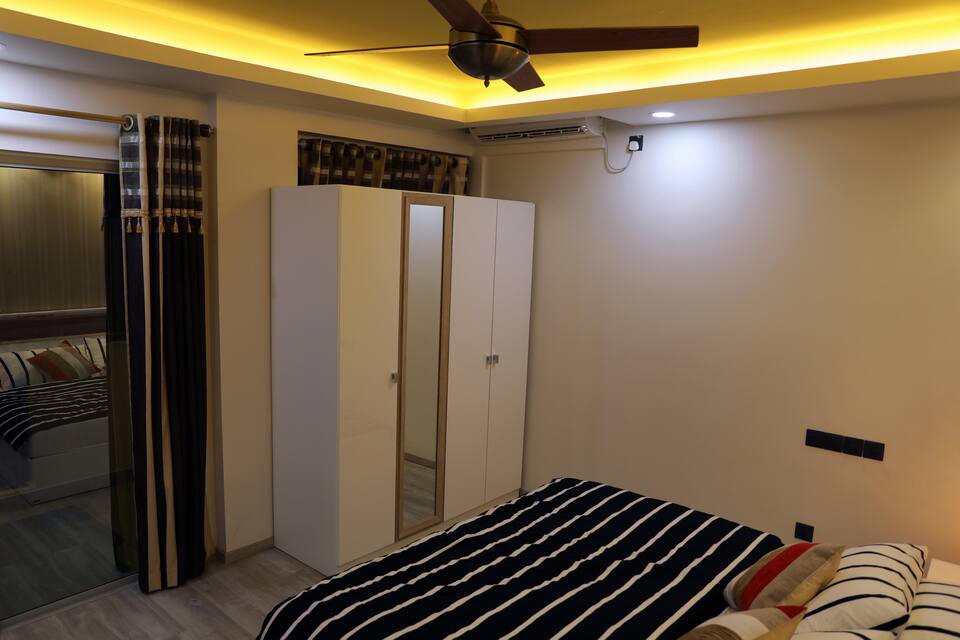Luxury 4-Bedroom Modern Duplex Row House in Hulhumal with Terrace — Hulhumalé