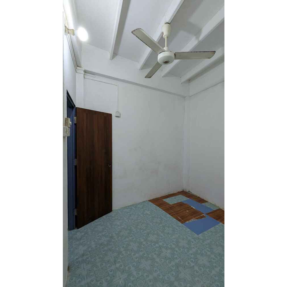 2 ROOM APARTMENT W/ BATHROOM, LIVING ROOM AND KITCHEN FOR RENT — Malé — Maafannu