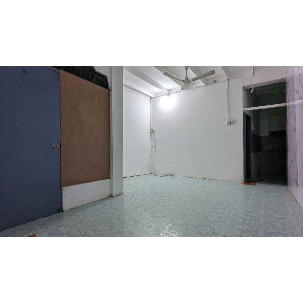 2 ROOM APARTMENT W/ BATHROOM, LIVING ROOM AND KITCHEN FOR RENT — Malé — Maafannu