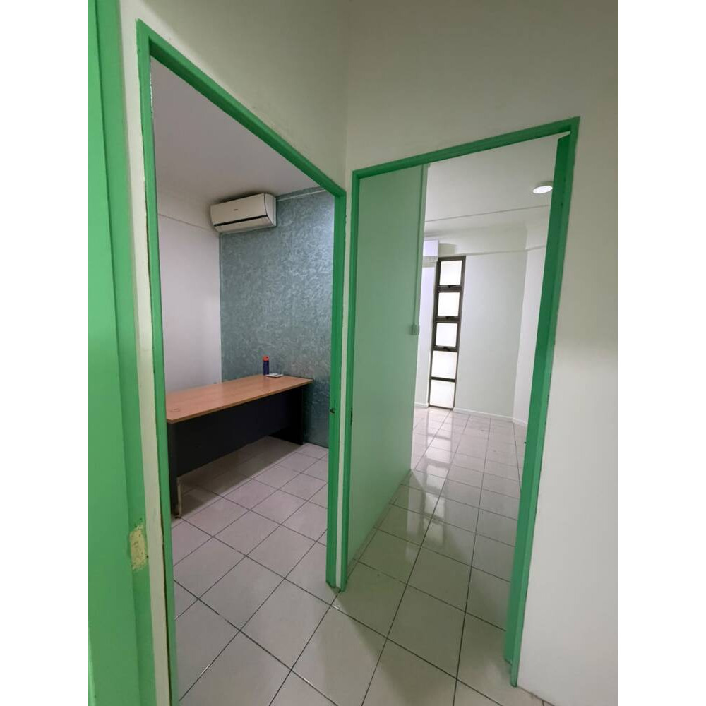 CLINIC SPACE FOR RENT (Call ) — Malé — Henveiru