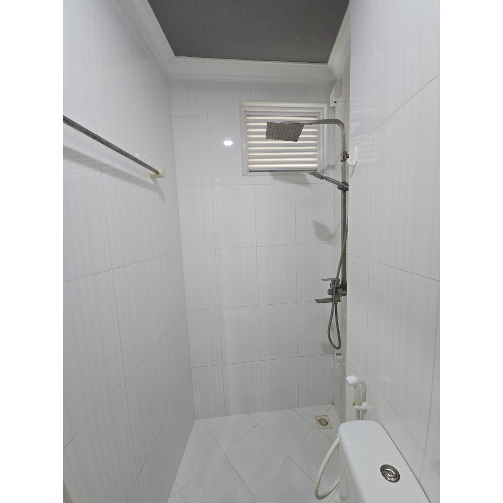 AC Rooms with Balcony for Monthly Rent. Sharing Kitchen — Malé — Machchangolhi