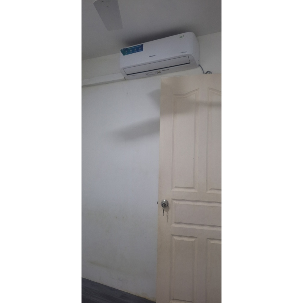 Room for Rent in Henveyru — Malé — Henveiru
