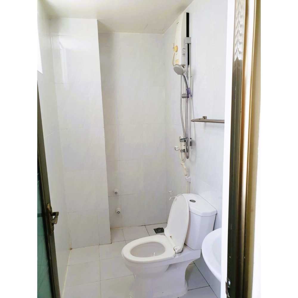 Fully Furnished separate entrance 1 Room MVR 8500 — Malé — Henveiru