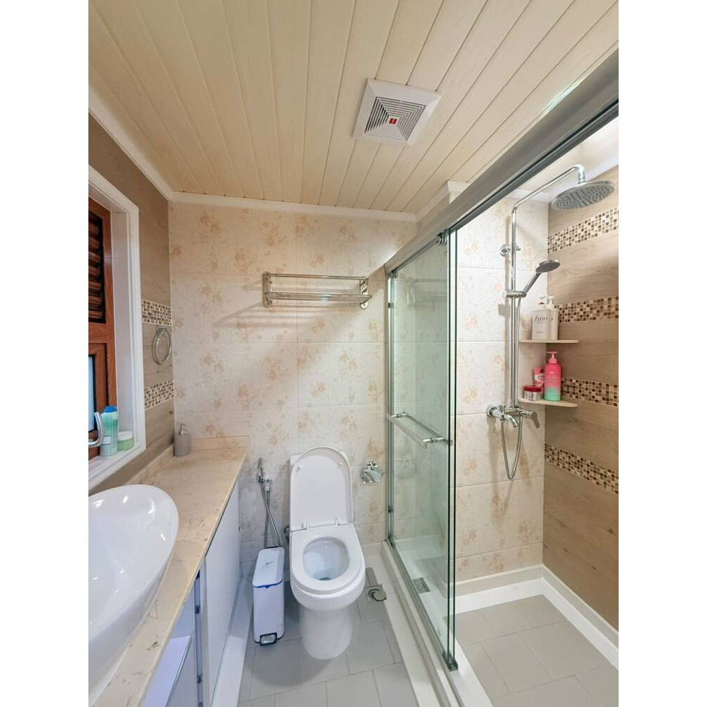 Semi-Furnished 4 Bedroom Luxury Apartment, Henveyru near Janavaree Magu — Malé — Henveiru