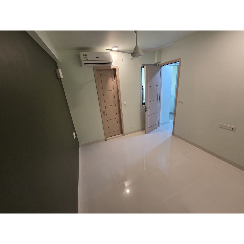 Office space 2 room apartment with sea view balconey near salaman mosque — Malé — Henveiru