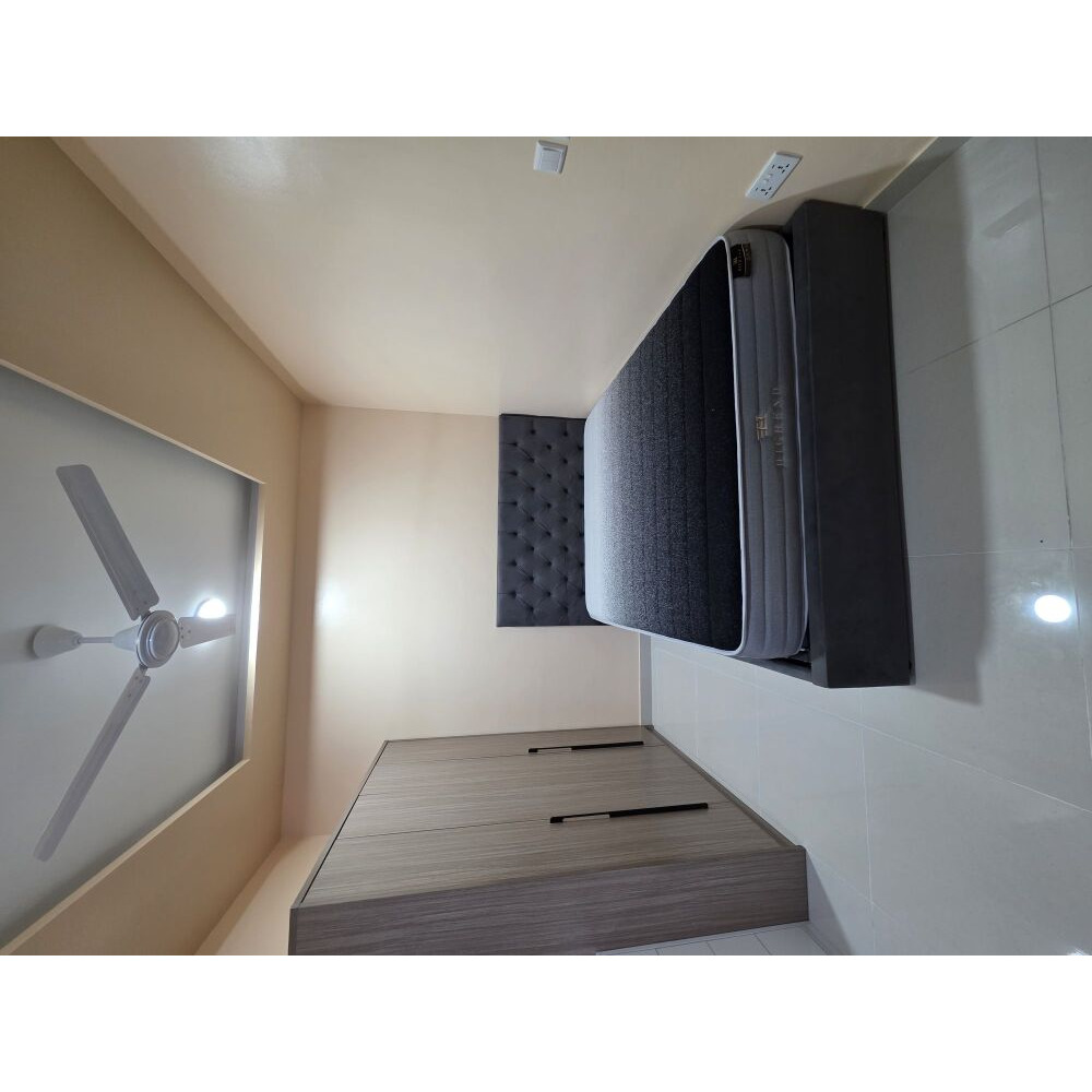 One room for rent from three rooms apartment hulhumale phase2 — Hulhumalé
