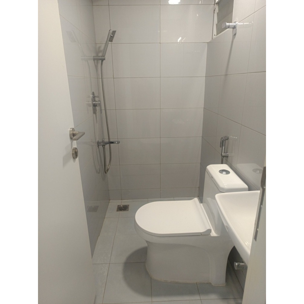 1 room for rent from 3 room apartment for 8500/- (STO flat) — Hulhumalé