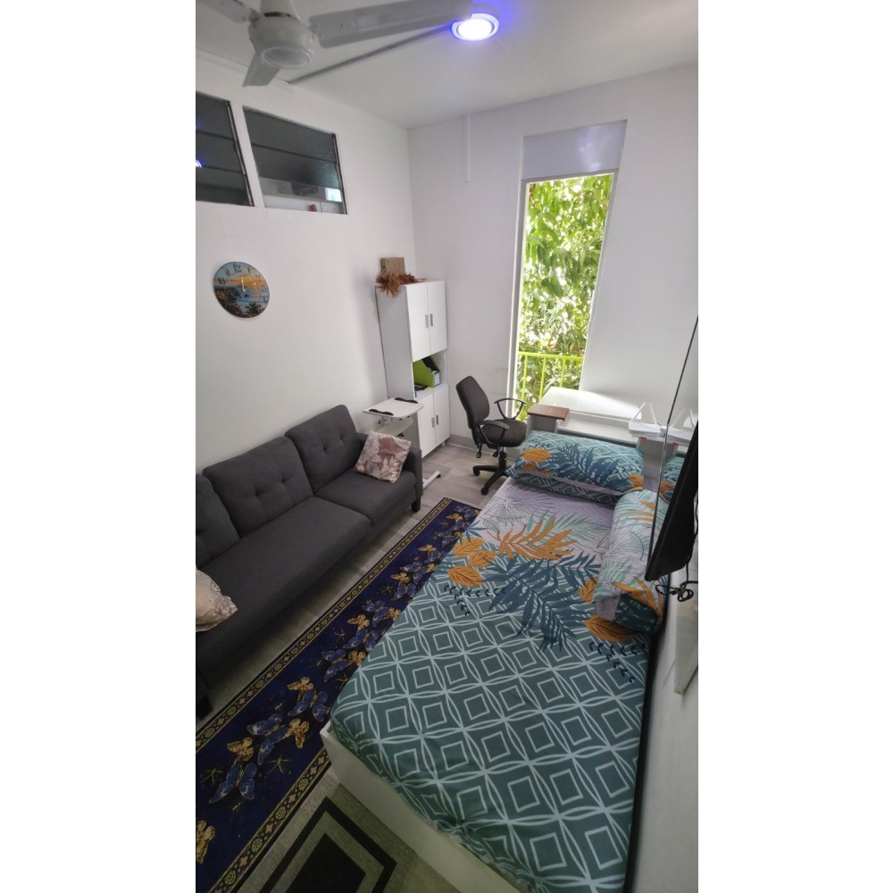 1 room with Sitting Room and belcony (Without kitchen) — Vilingili