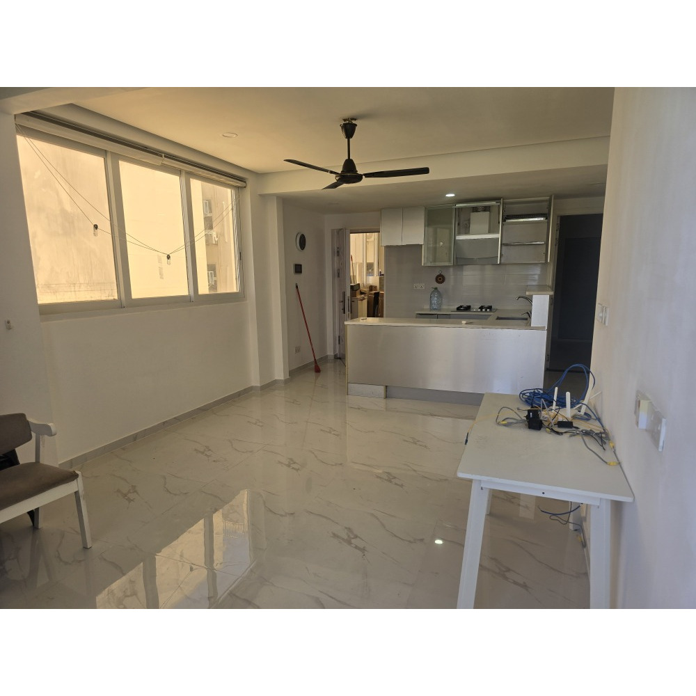 HM Phase 1, Beachfromt 2 Bedroom Large Apartment with Seaview in Prime Area — Hulhumalé