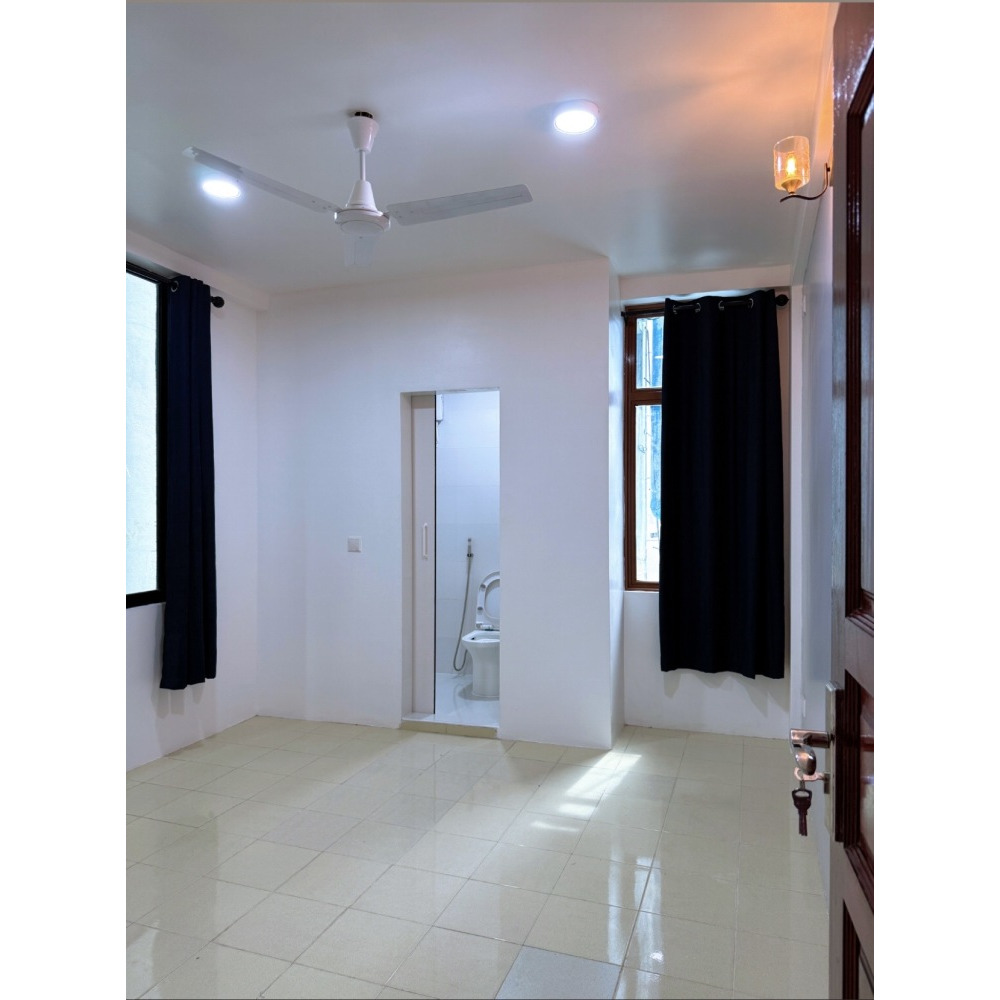 2 room apartment for rent 17000/- first floor; — Malé — Maafannu