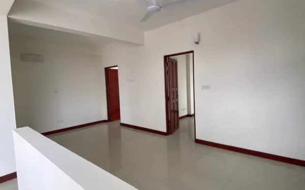 Newly renovated spacious 2 bedroom — Malé — Machchangolhi