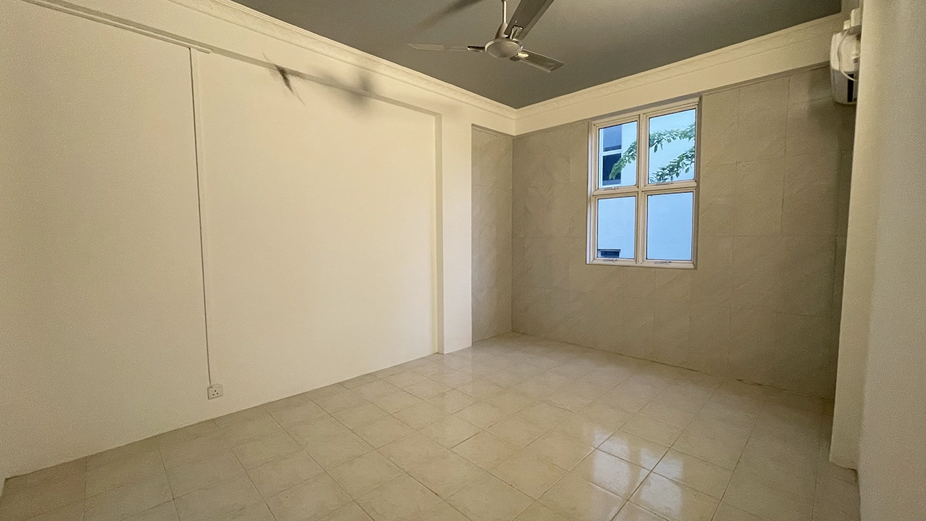 Unfurnished 3 BR for Rent (ML 195) — Buruzu Magu