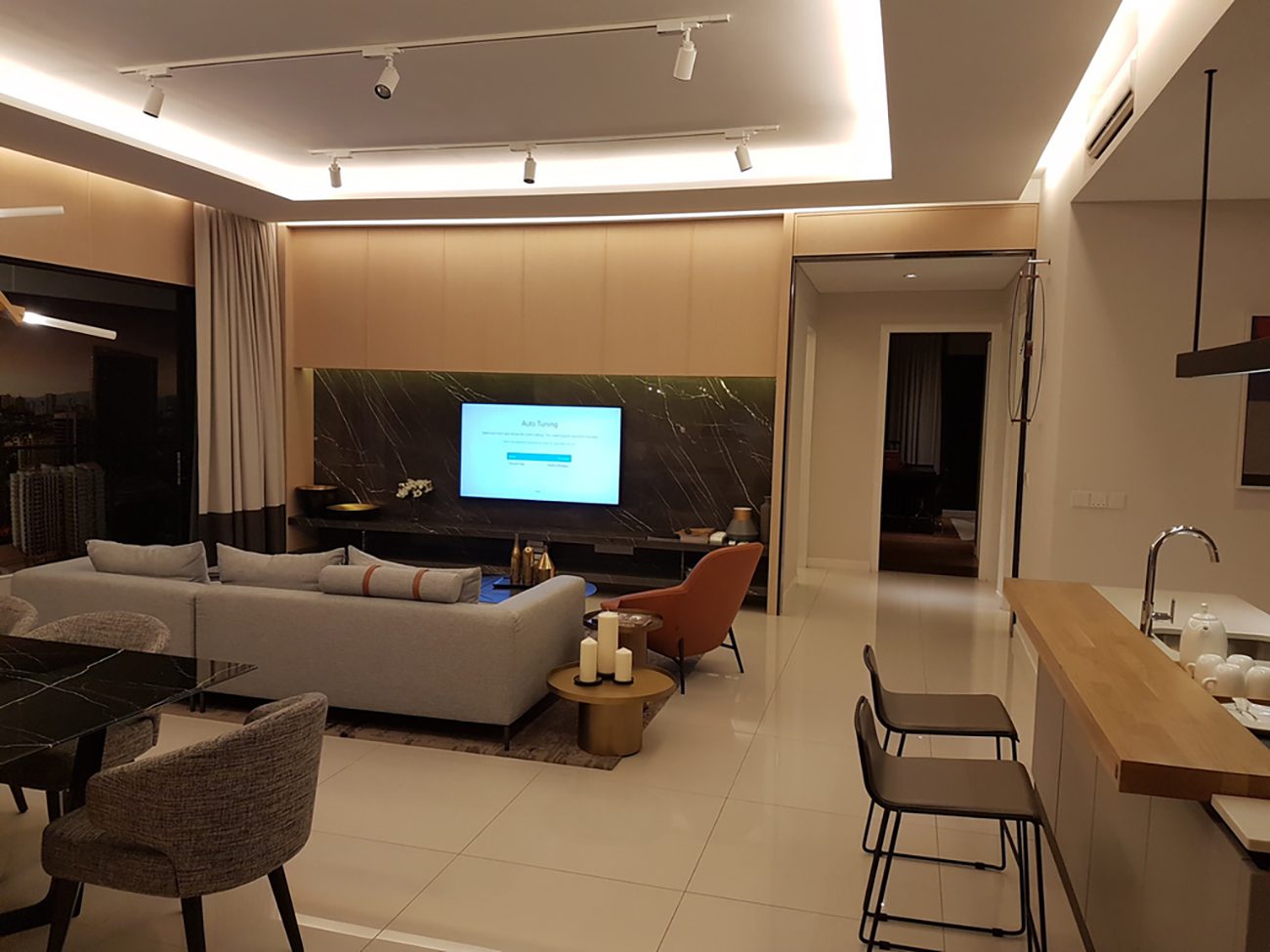 Semi Furnished 4+1 BR for Sale (O-105S) — Setia Sky Seputeh Sales Galleria