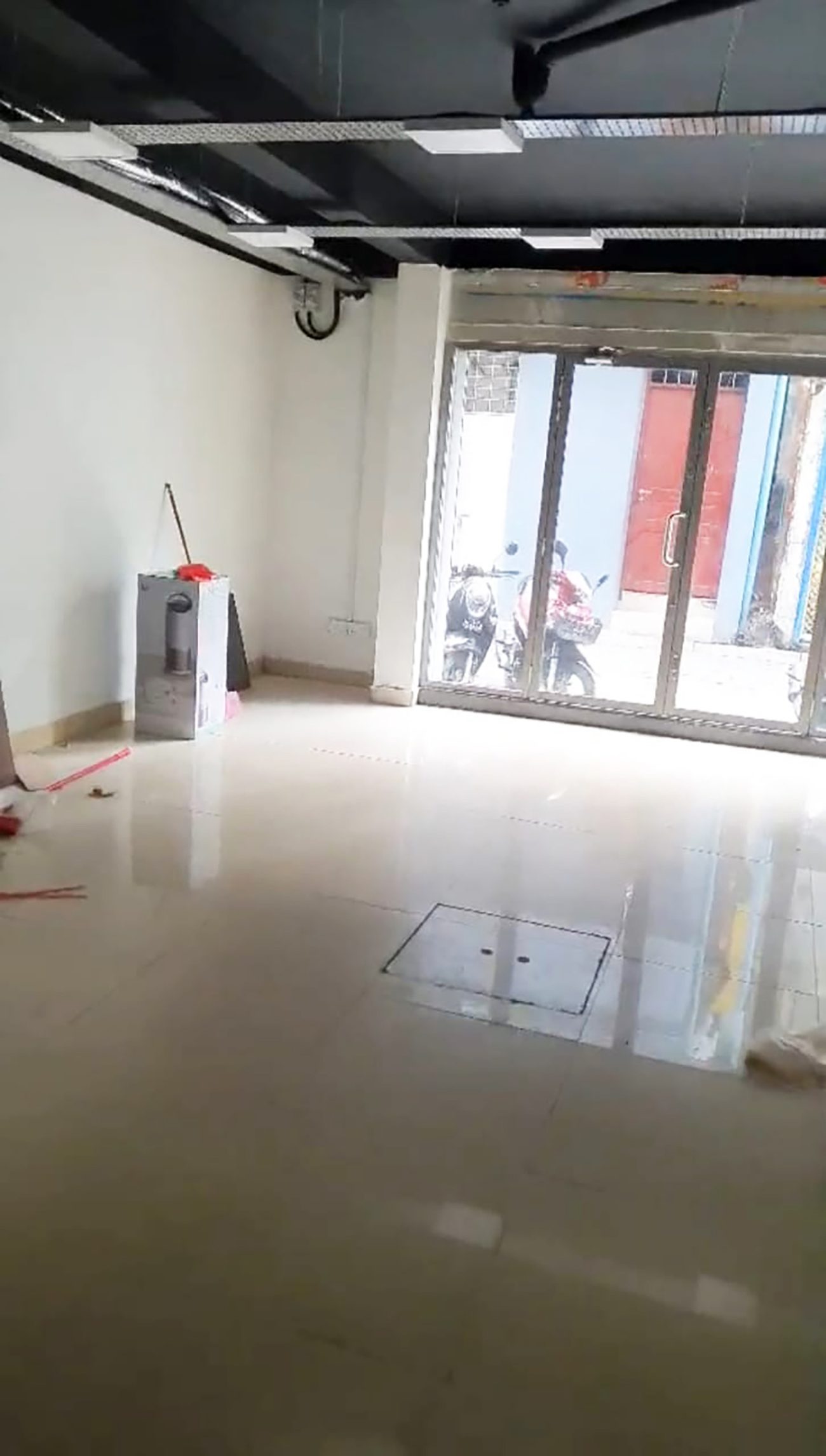 Commercial Space for Rent (ML 132) — Lainoofaru Magu