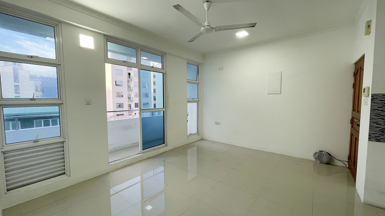Unfurnished 2 BR for Sale (ML 105S) — Lainoofaru Magu