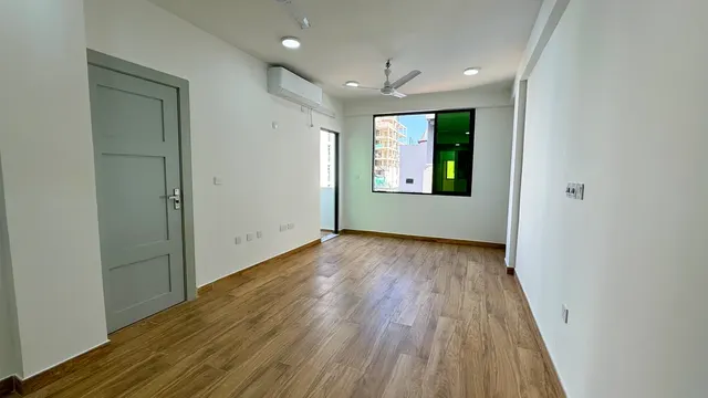 Unfurnished 2 BR for Rent (ML 275) — Lonuziyaaraiy Magu