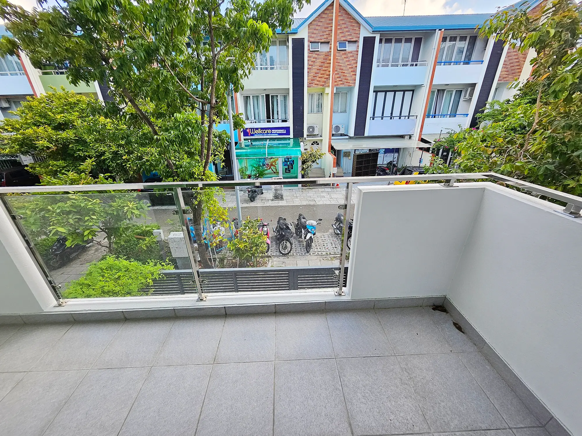 Unfurnished 3+1 BR Row House for Rent (HM 460) — Hulhumalé