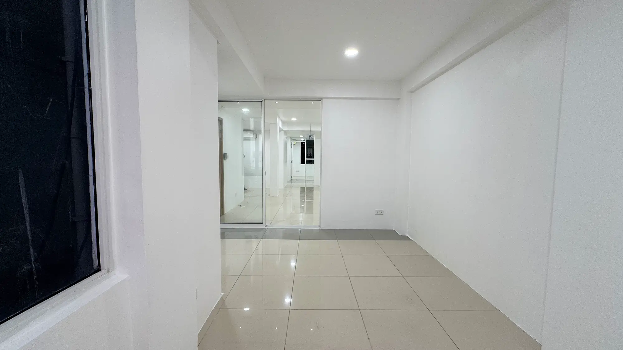 Commercial Space for Rent (ML 303) — Koaru Kendi Magu