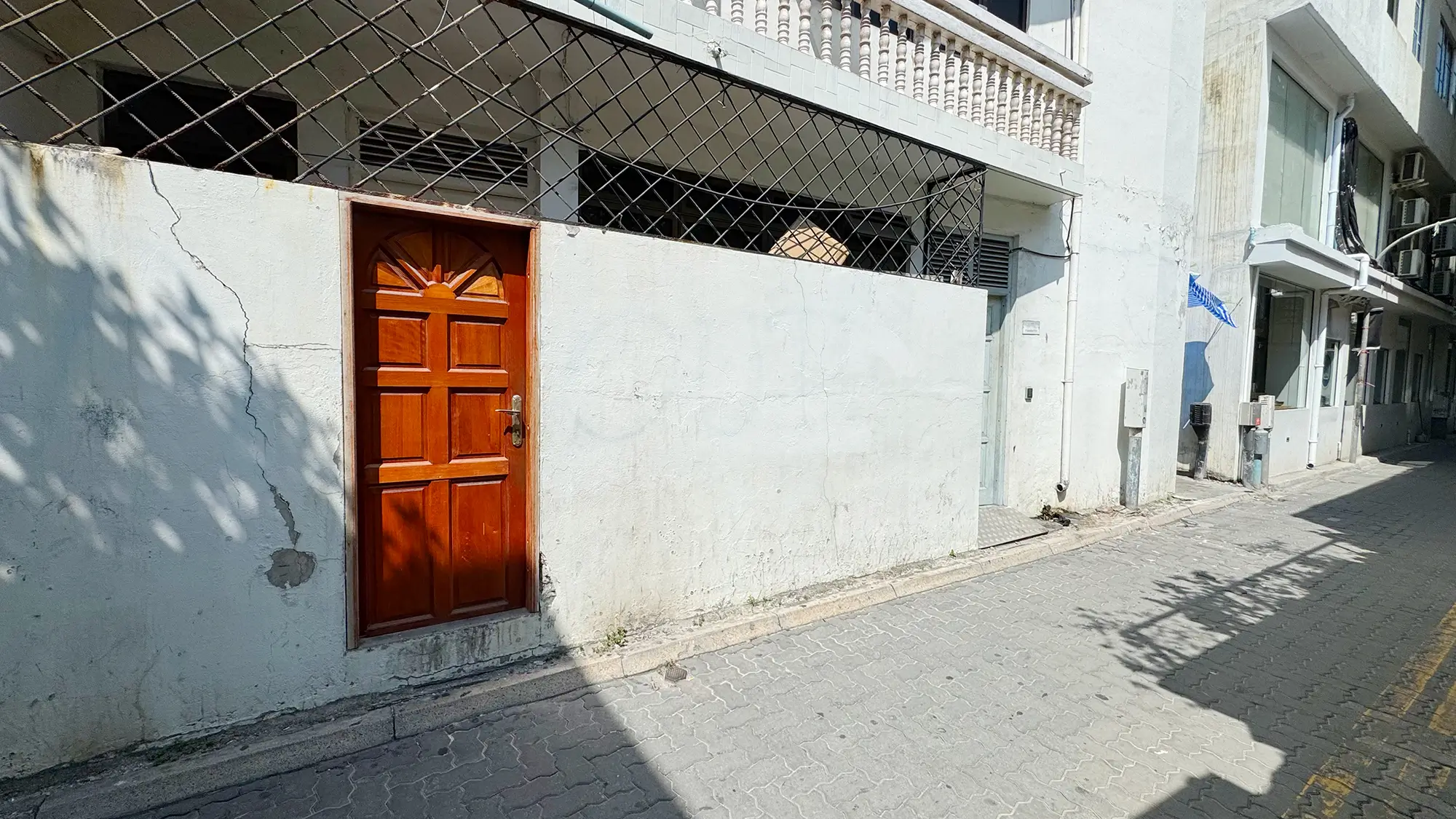 Unfurnished 3 Storey building for Sale (ML 107S) — Neeloafaru Hingun