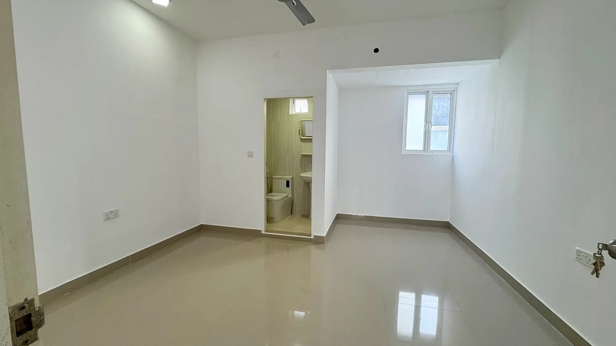 Unfurnished 4 BR for Rent (ML 316) — Rahdhebai Magu