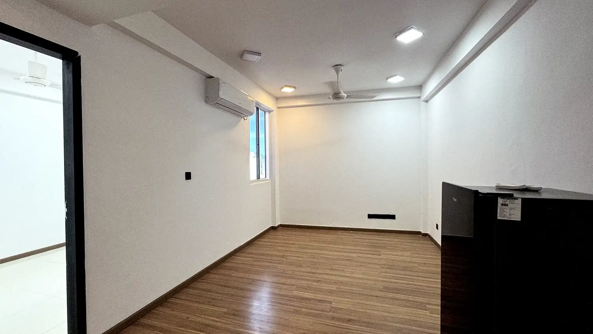 Unfurnished 1 BR for Rent (ML 338) — Gulaabee Magu