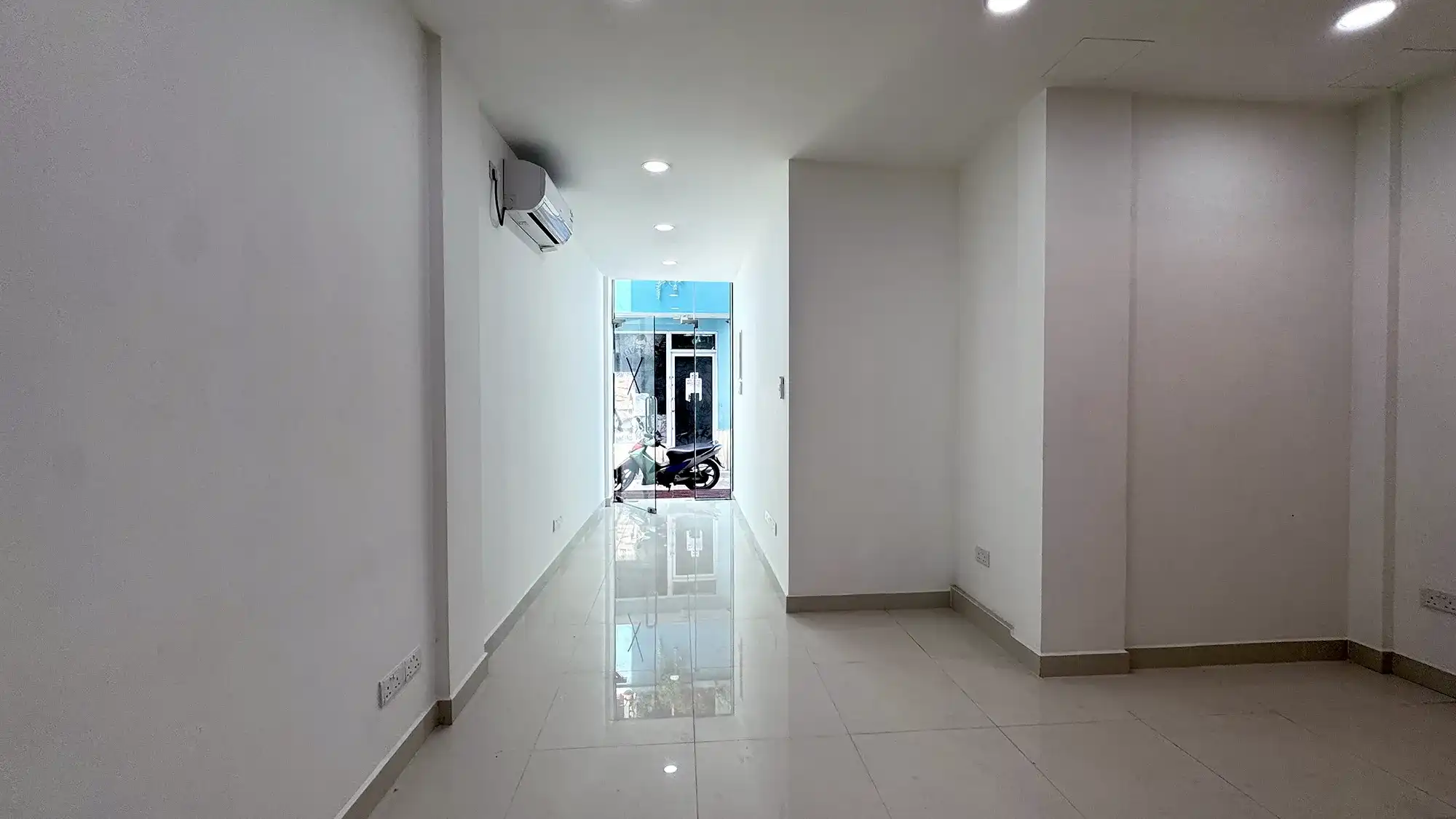 Commercial Space for Rent (ML 346) — Dhevina Magu