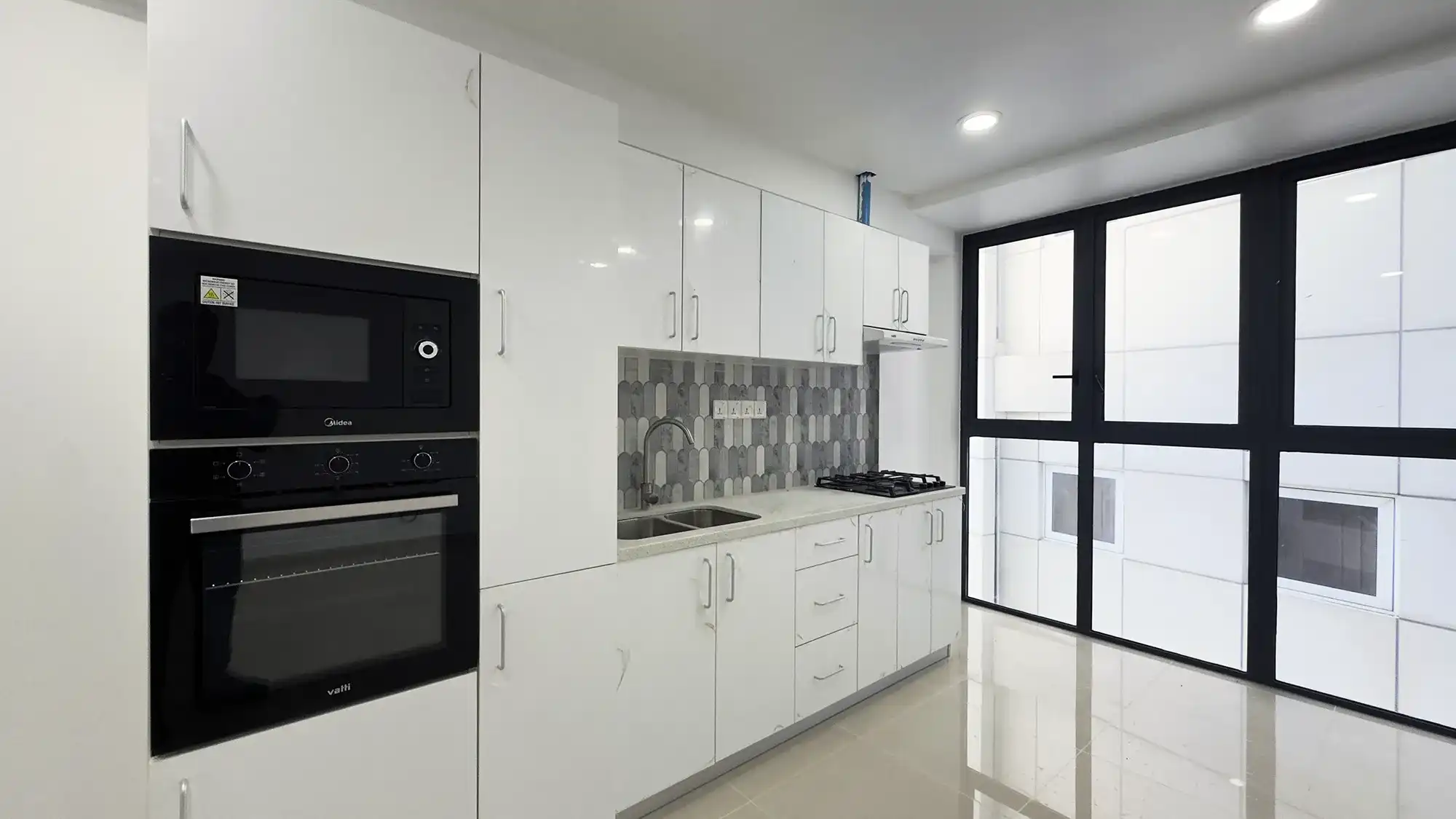 Unfurnished 1 BR for Rent (ML 368) — Sikka Goalhi