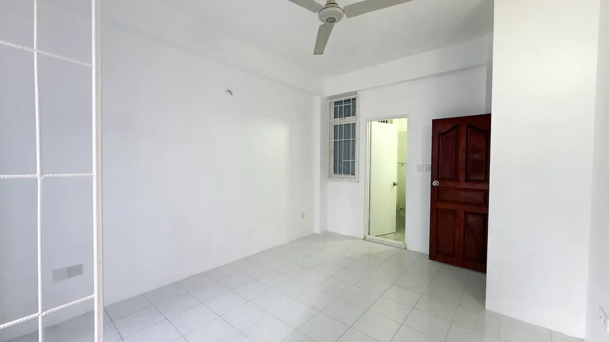 Unfurnished 2 BR for Rent (ML 404) — Gandhakoalhi Magu