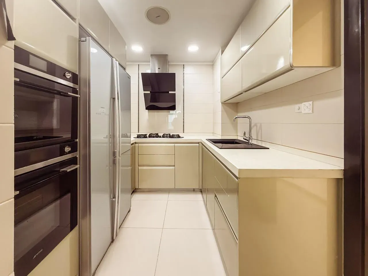 Semi Furnished 3+1 BR for Rent (ML 455) — Malé — Maafannu