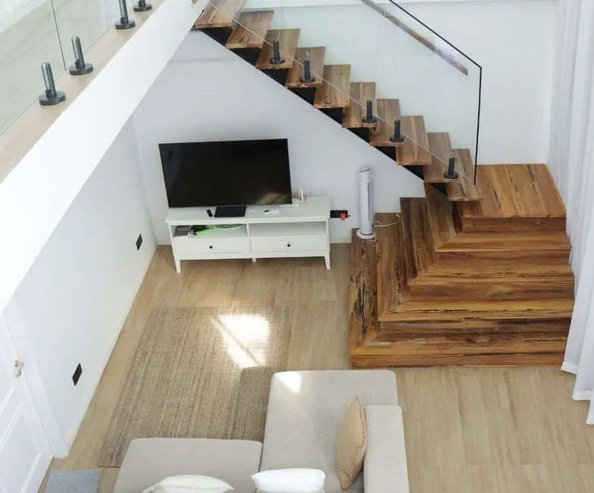 Guesthouse for Sale (IS 142) — Velidhoo