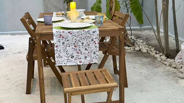 Guesthouse for Sale (IS 142) — Velidhoo