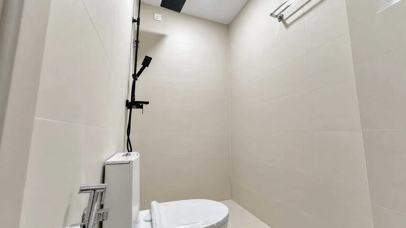 Commercial Space for Rent (ML 468) — Malé