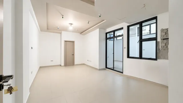 Commercial Spaces for Rent (ML 471) — Malé