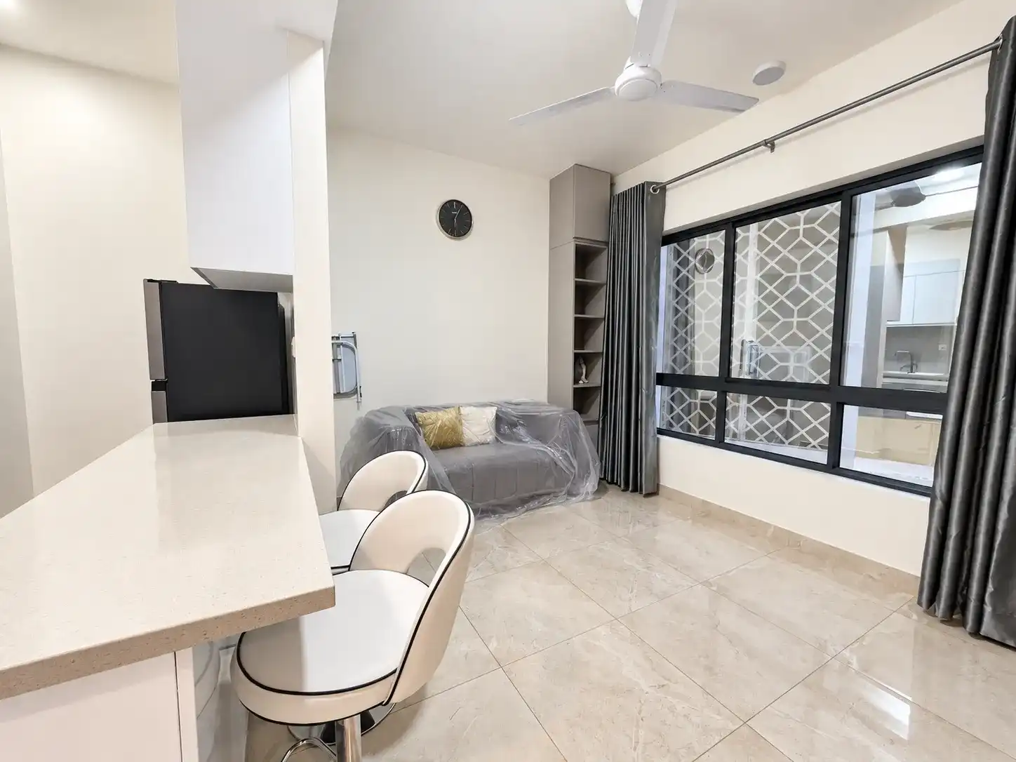 Fully Furnished 1 BR for Rent (ML 467) — Luxaone Odeon